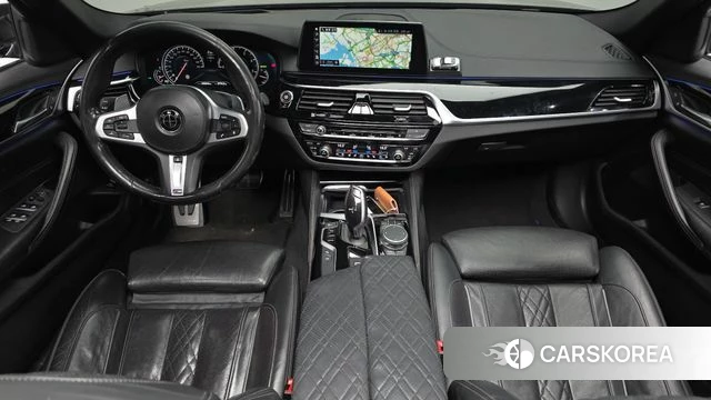 BMW 5 Series (G30) id 4587410 из Кореи 17