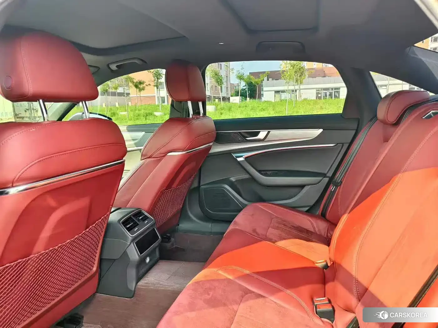 Audi A6L id 4600886 из Китая 7