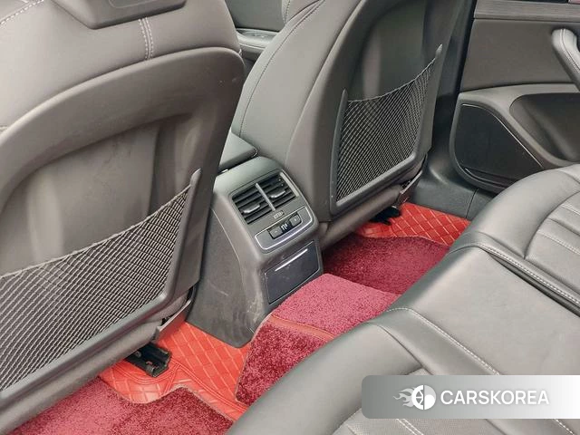 Audi A4L id 4265994 из Китая 7