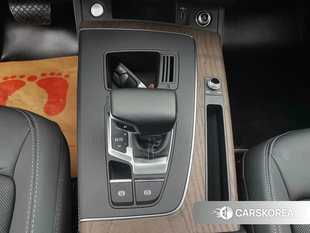 Audi Q5L id 4299964 из Китая 13