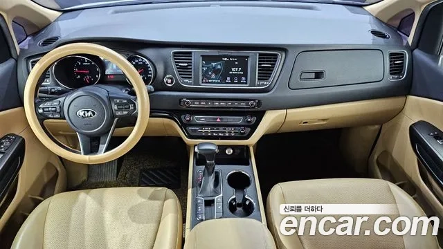 Kia The New Carnival id 2881855 из Кореи 17