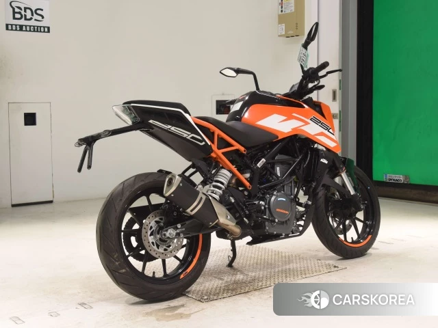 Проданный KTM 250 DUKE 2017 из Японии, фото 2