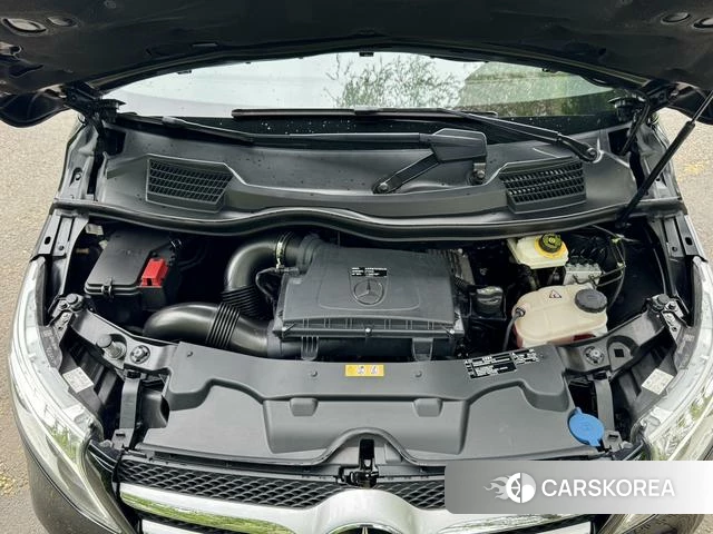 Mercedes-Benz V-class id 4387339 из Китая 45