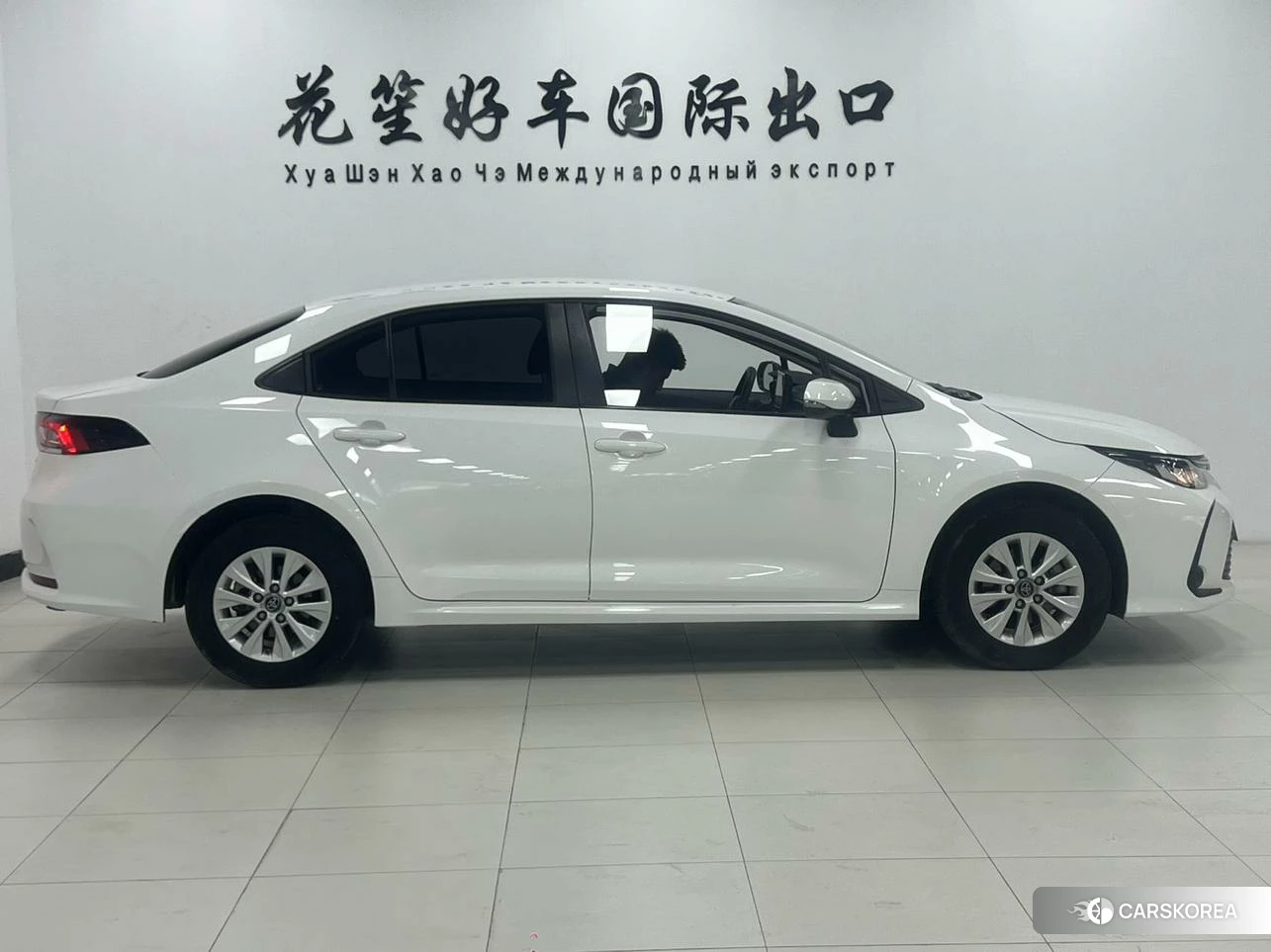 Toyota Corolla id 4510424 из Китая 19