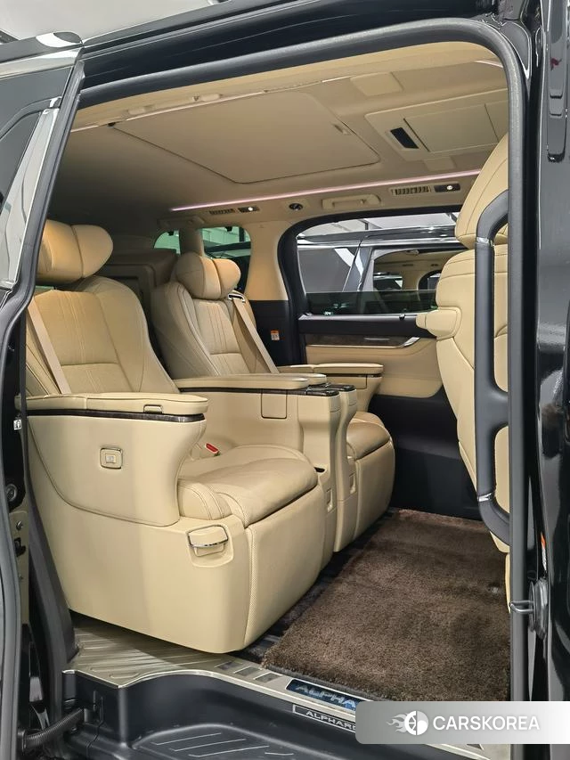 Toyota Elfa id 4258942 из Китая 13