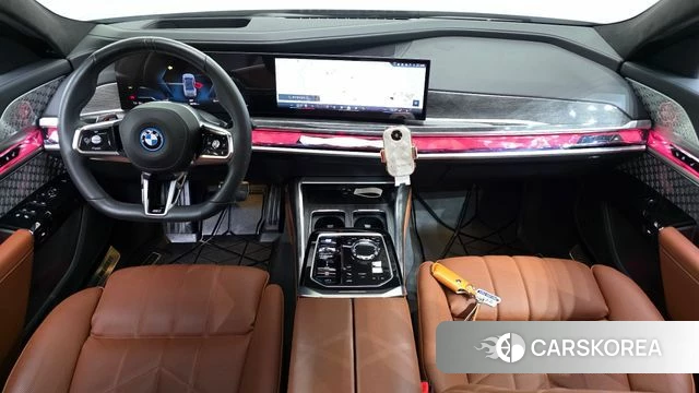 BMW i7 (G70) id 4474301 из Кореи 31