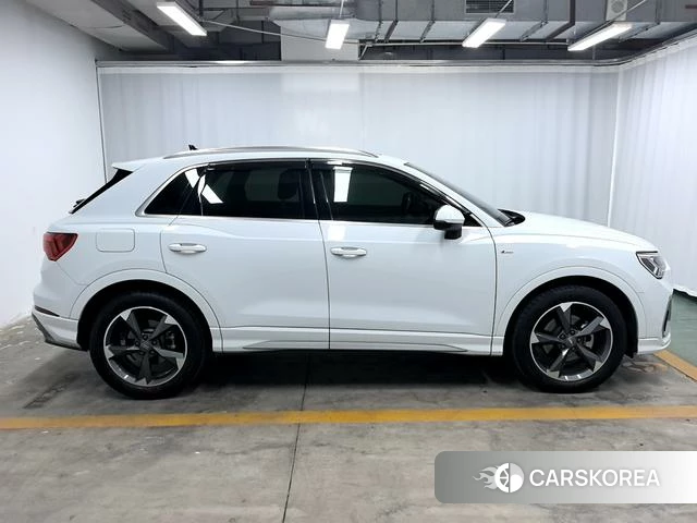 Audi Q3 id 4215652 из Китая 17