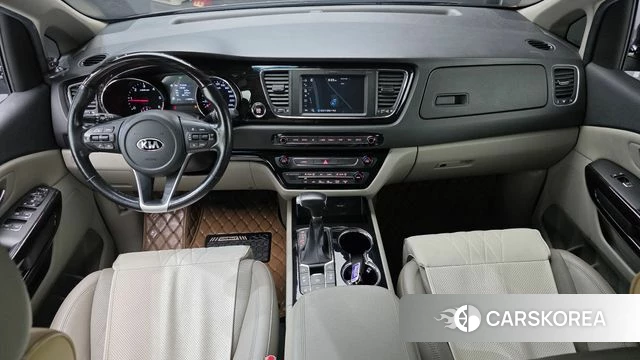 Kia The New Carnival id 4448124 из Кореи 30