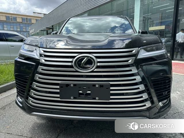 Lexus LX id 4239555 из Китая 12