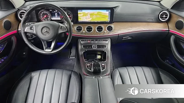 Mercedes-Benz E-Class W213 id 3098281 из Кореи 17