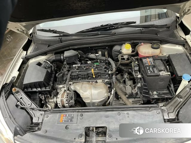 Roewe i5 id 4238979 из Китая 20