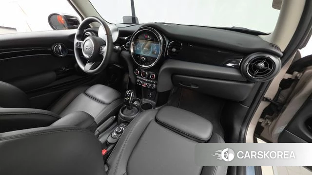 Mini Cooper id 4740282 из Кореи 29