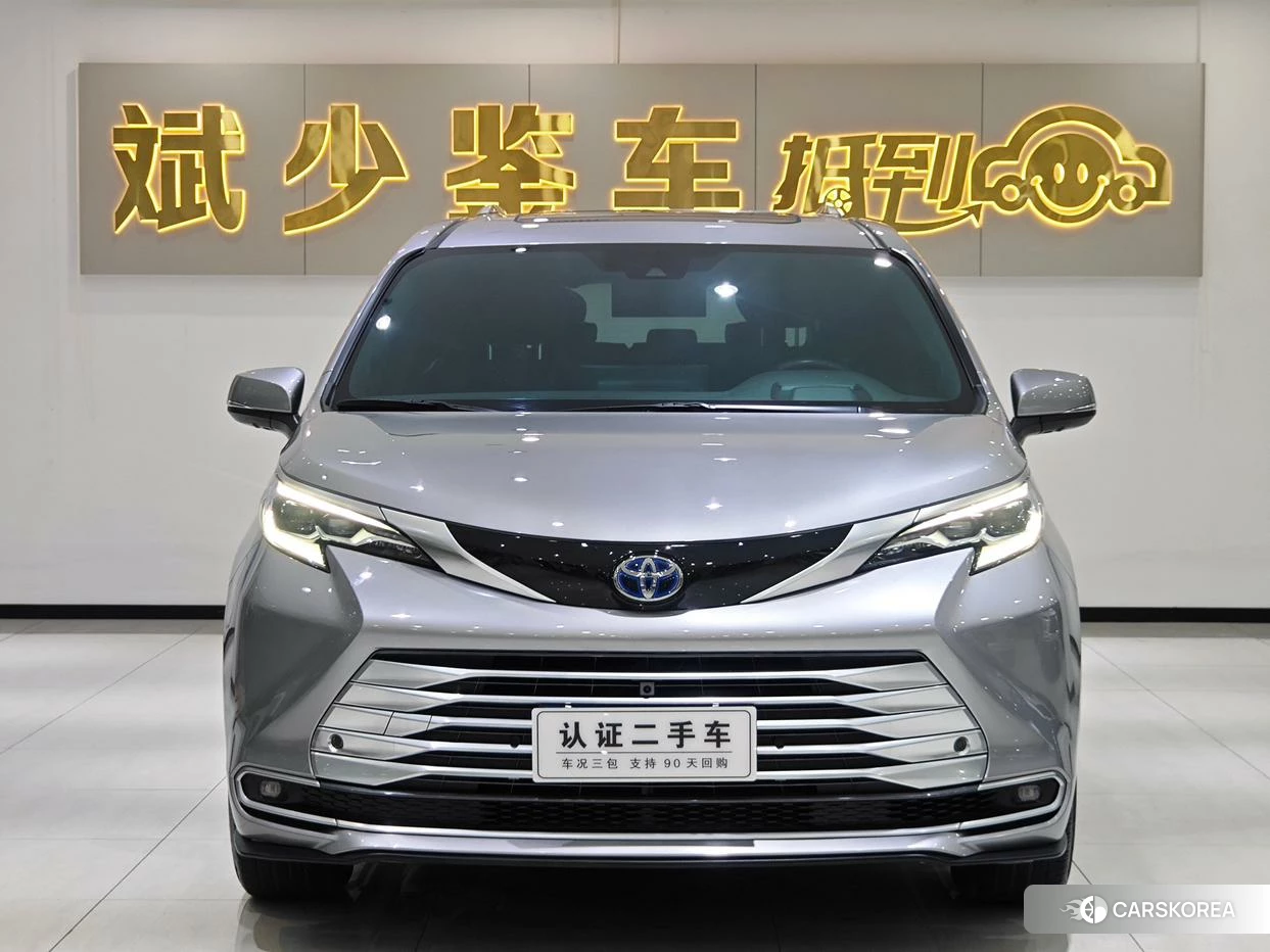 Toyota Saina id 4452554 из Китая 12