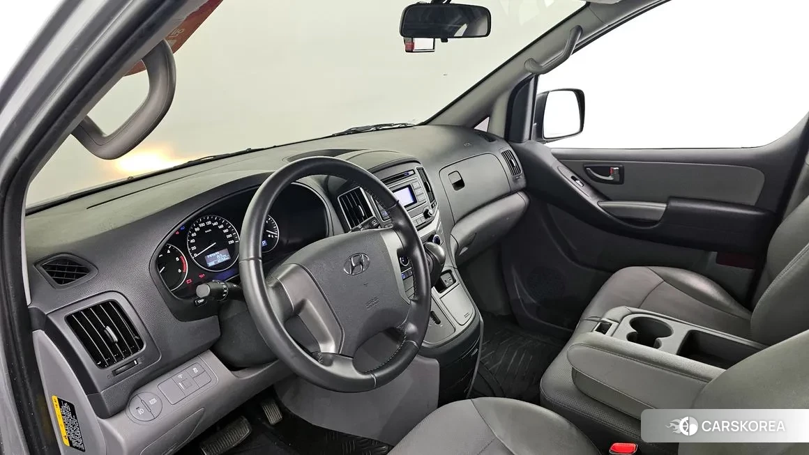 Hyundai The New Grand Starex id 1607592 из Кореи 17