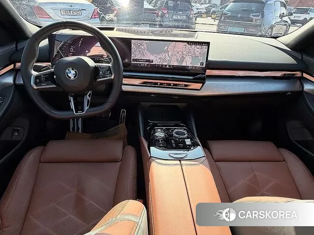 BMW 5 Series (G60) id 3341653 из Кореи 7