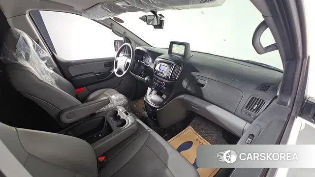 Hyundai The New Grand Starex id 3582705 из Кореи 17