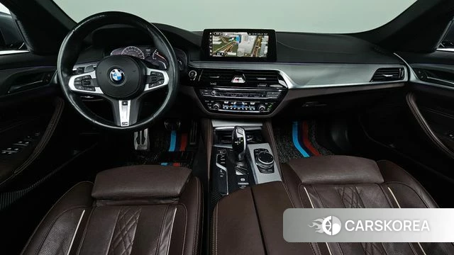 BMW 5 Series (G30) id 3924669 из Кореи 17