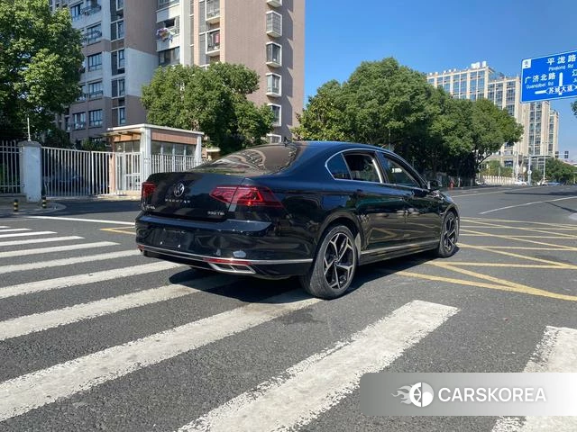 Volkswagen Magotan id 3857021 из Китая 7