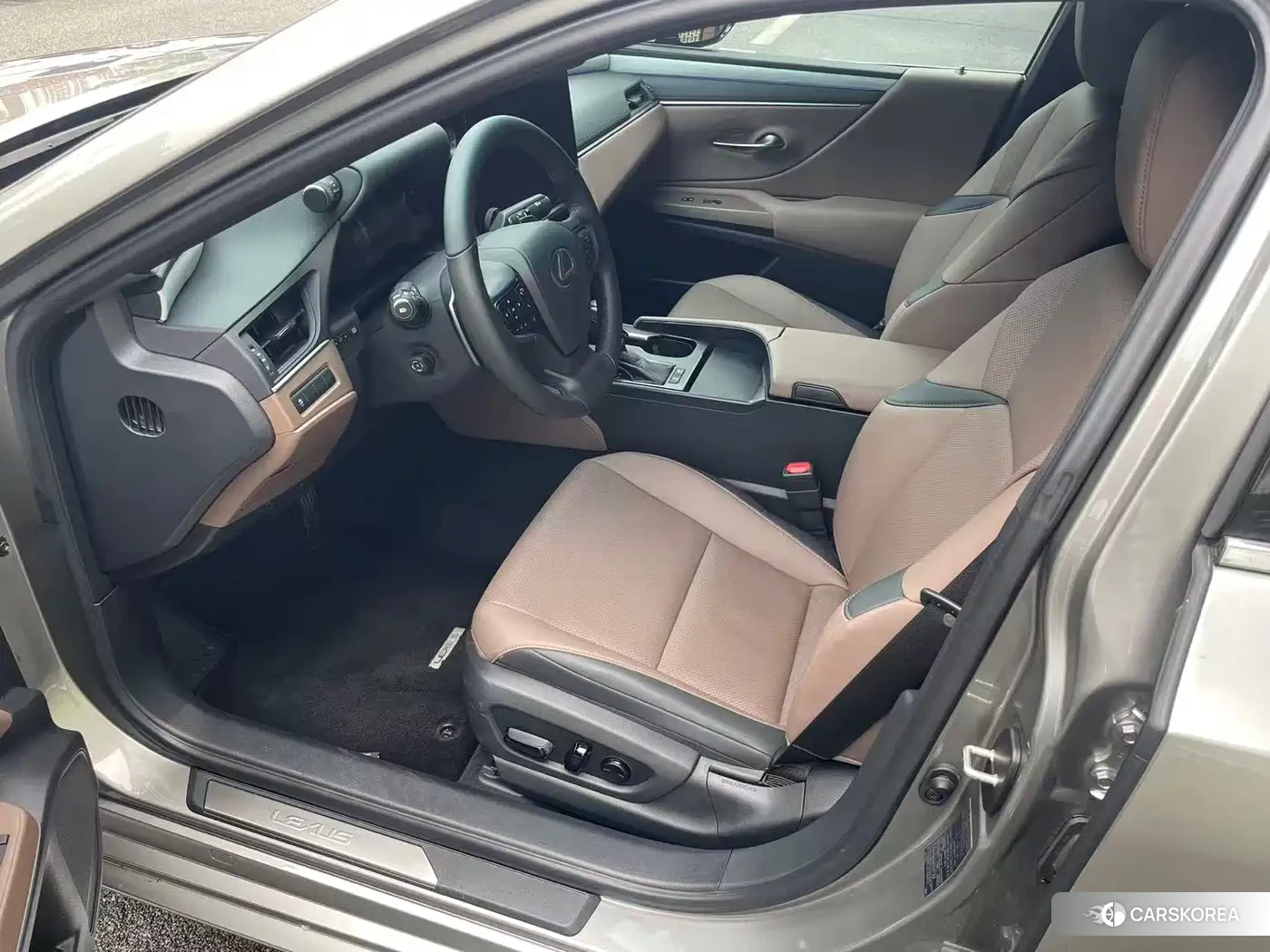 Lexus ES id 4649225 из Китая 9