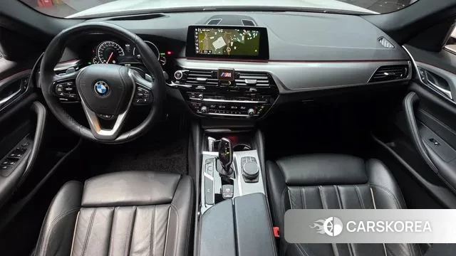 BMW 5 Series (G30) id 3636737 из Кореи 17