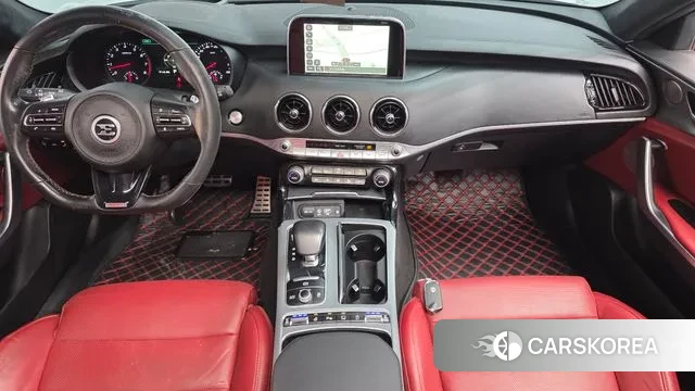 Kia Stinger id 3612862 из Кореи 17