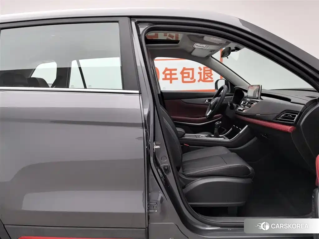 Chang'an Changan CS75 id 4515342 из Китая 21