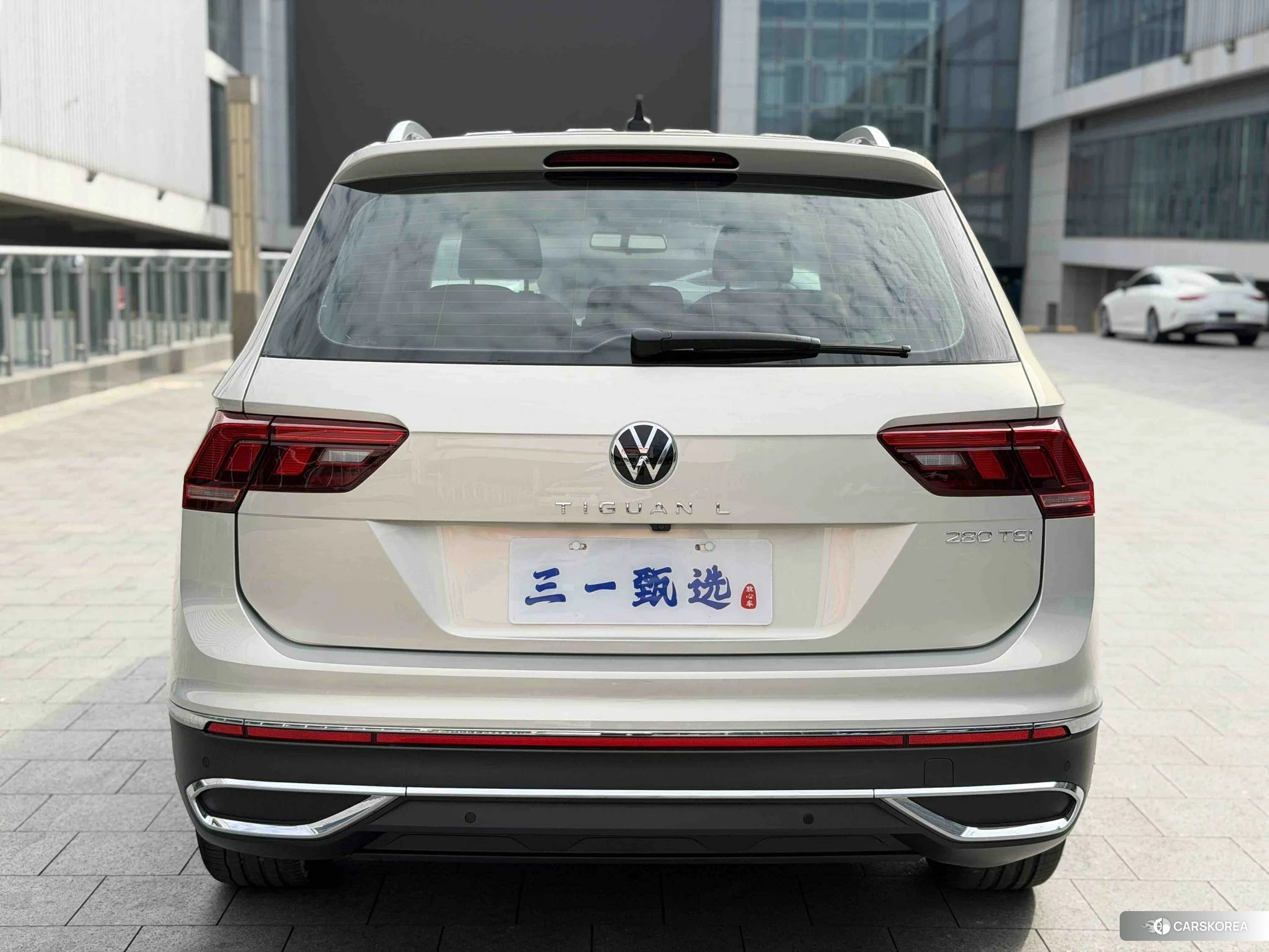 Volkswagen Tiguan L id 4461847 из Китая 16