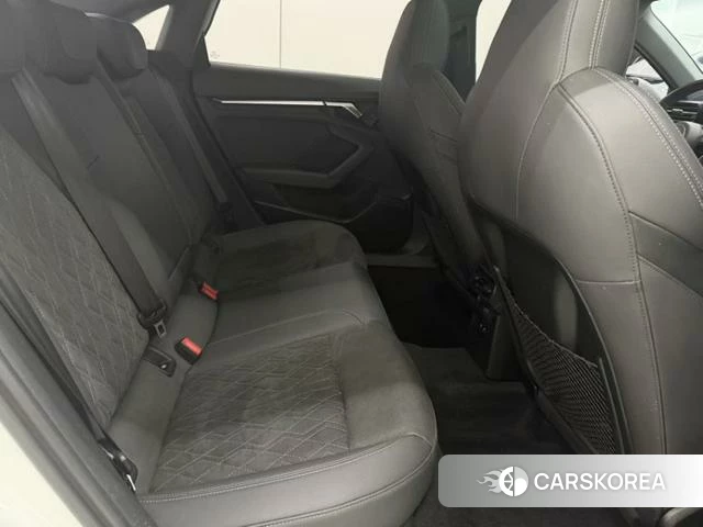 Audi A3 id 4263321 из Китая 12