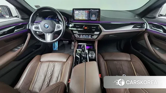 BMW 5 Series (G30) id 2900778 из Кореи 17