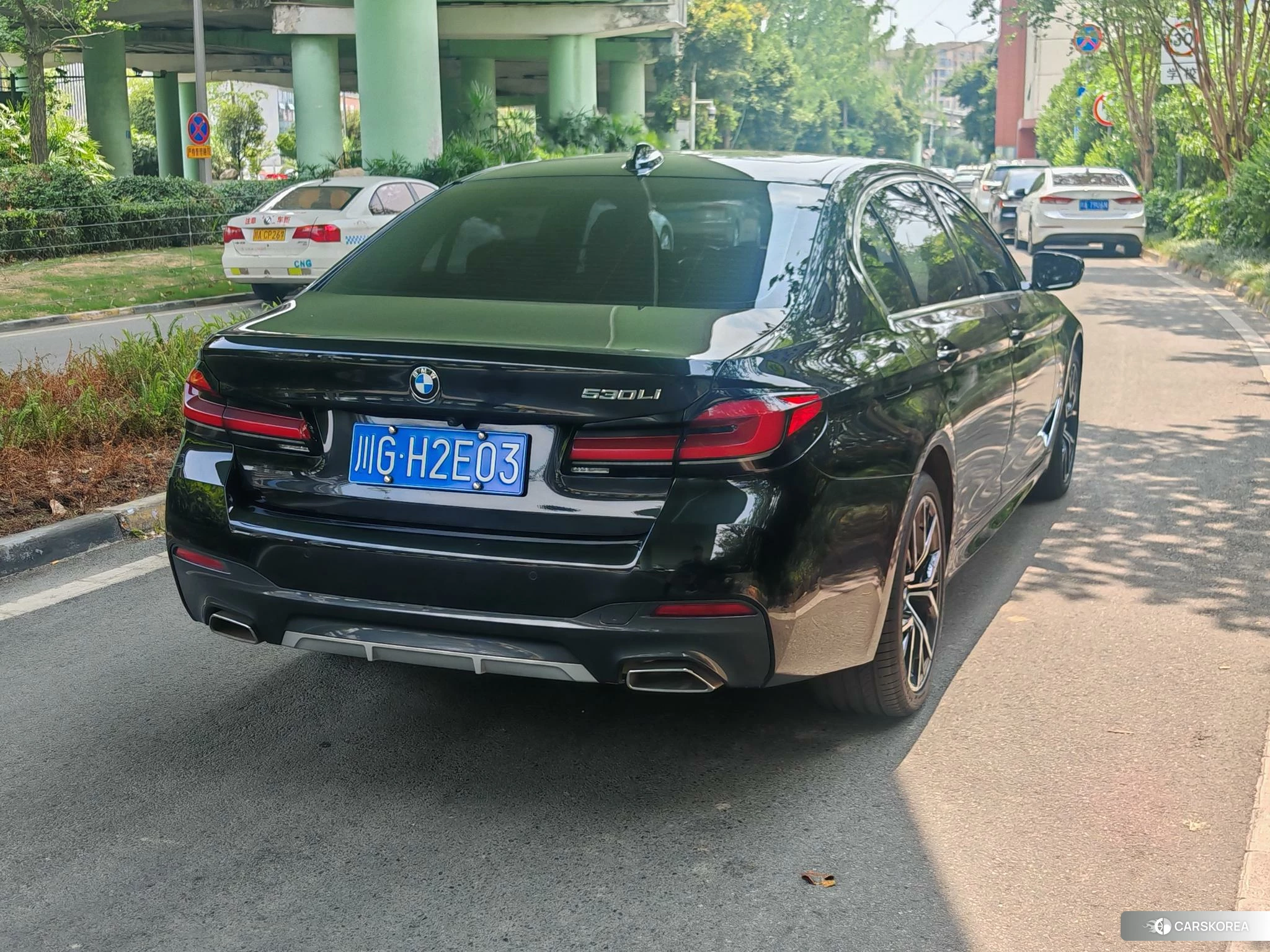BMW 5 series id 4452633 из Китая 11