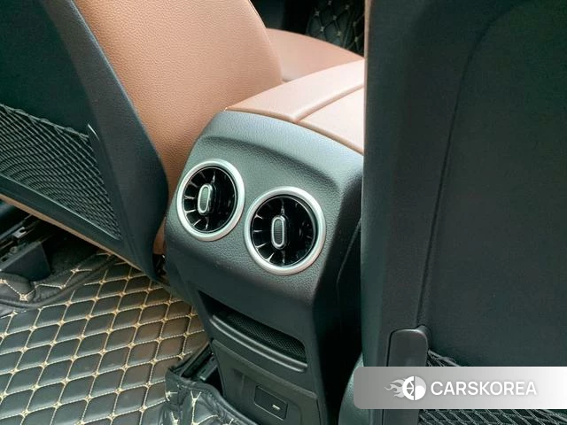 Mercedes-Benz GLB id 4353692 из Китая 30