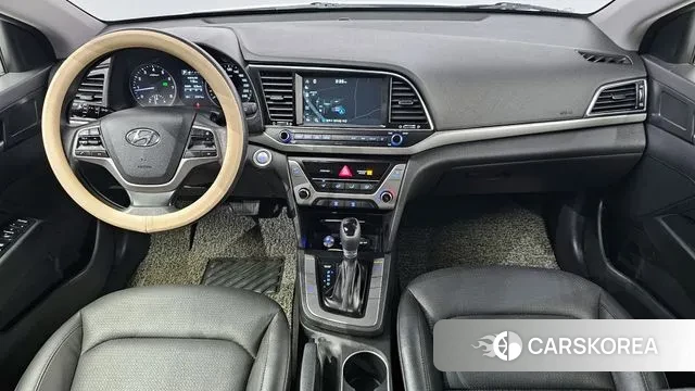 Hyundai Avante AD id 2971510 из Кореи 17