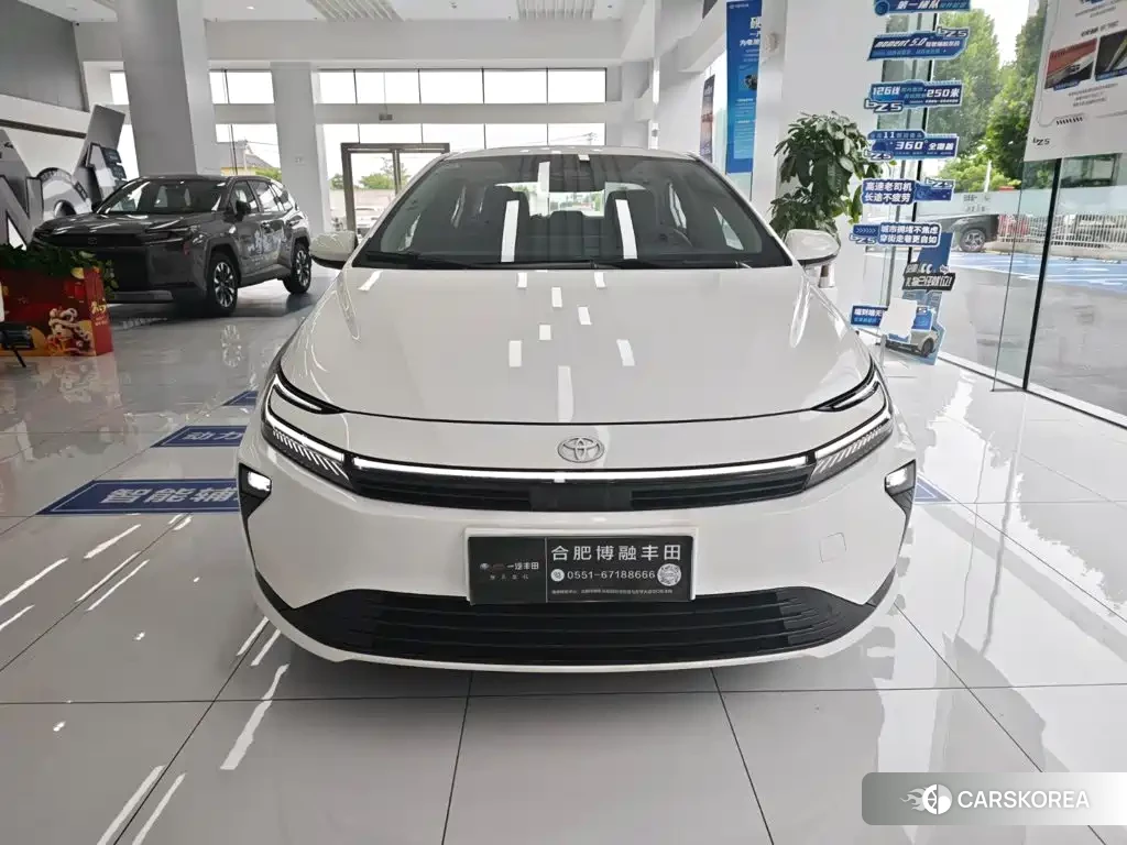 Toyota Corolla id 4606881 из Китая 10