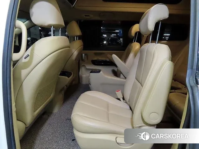 Kia The New Carnival id 3757524 из Кореи 17