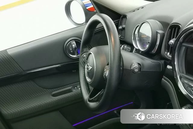 MINI COUNTRYMAN id 4210109 из Китая 21