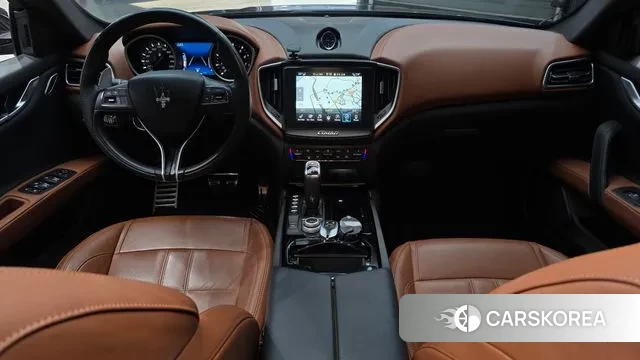 Maserati Ghibli id 3760650 из Кореи 17