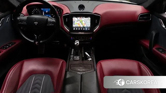 Maserati Ghibli id 3444732 из Кореи 17