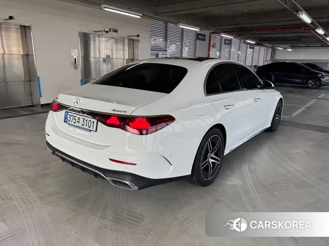 Mercedes-Benz E-Class W214 id 3731144 из Кореи 17