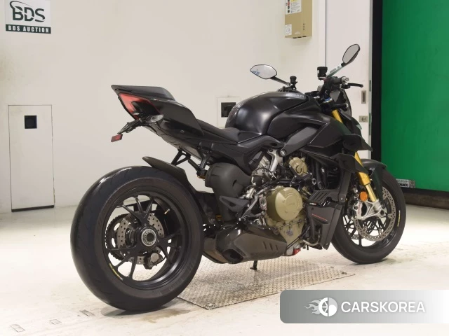 Ducati STREETFIGHTER V4 S 2021 из Японии, фото 3