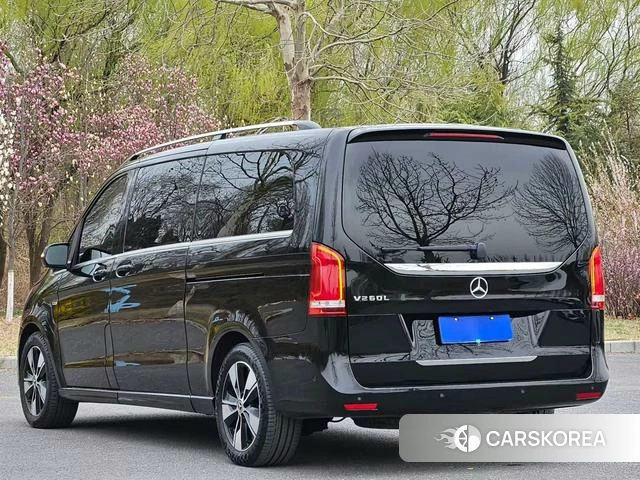 Mercedes-Benz V-class id 4213567 из Китая 7