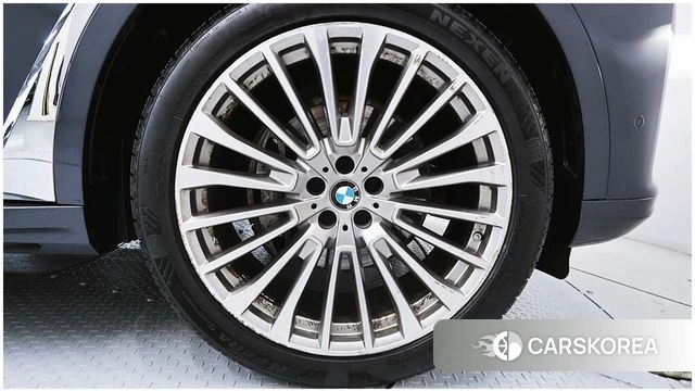 BMW X7 (G07) id 3842598 из Кореи 17