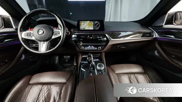 BMW 5 Series (G30) id 3515427 из Кореи 17