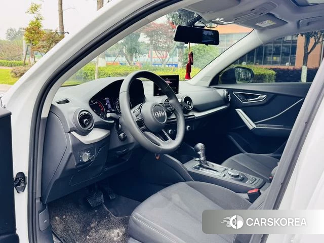 Audi Q2L id 4228513 из Китая 7