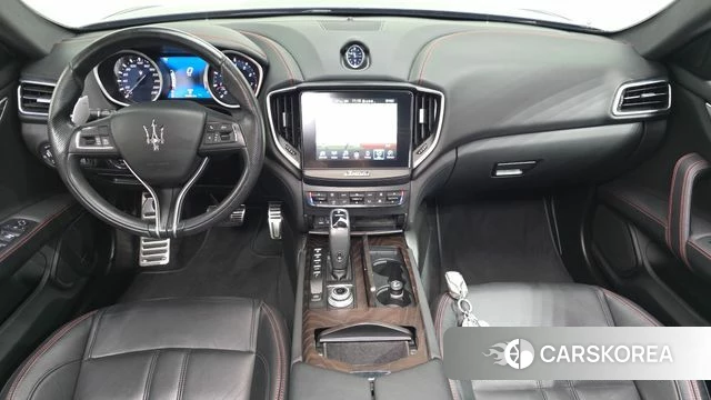 Maserati Ghibli id 4741425 из Кореи 31