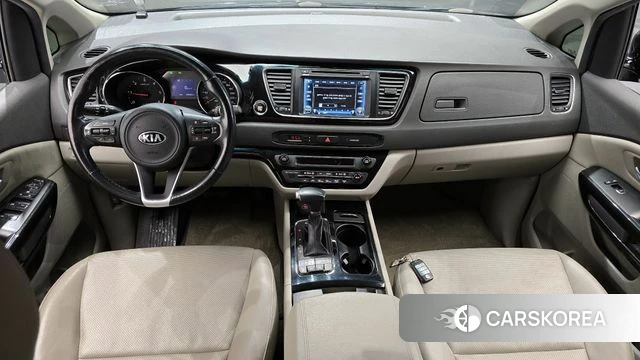 Kia All New Carnival id 3867477 из Кореи 17