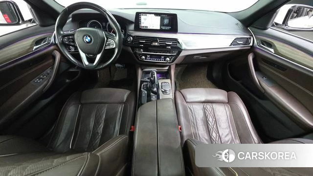 BMW 5 Series (G30) id 4873651 из Кореи 17