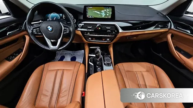 BMW 5 Series (G30) id 3325245 из Кореи 17