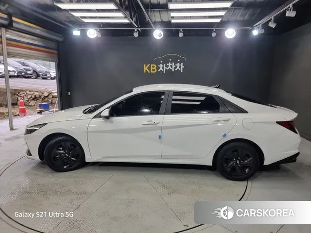 Hyundai Avante Hybrid (CN7) id 3261607 из Кореи 17
