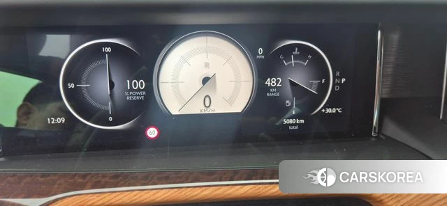 Rolls-Royce Phantom id 4729788 из Кореи 17