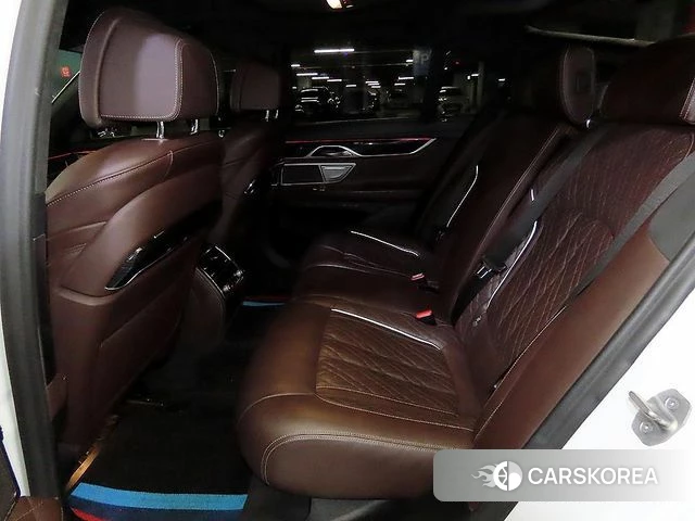 BMW 7 Series (G11) id 4389559 из Кореи 17